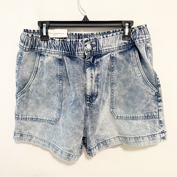 DL1961 Pants - DL1961 NWT Laura Elastic High Waist Denim Shorts